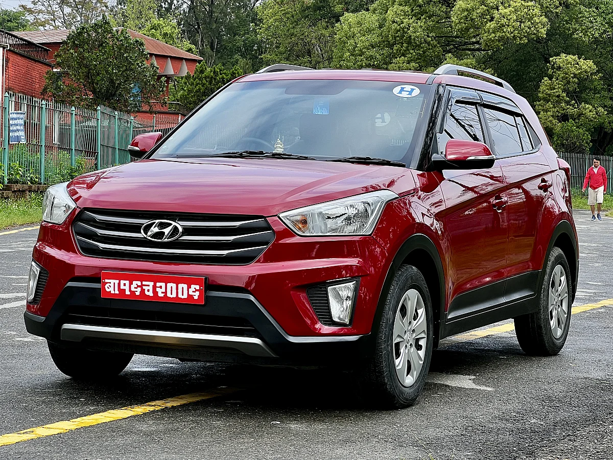 Hyundai Creta E+