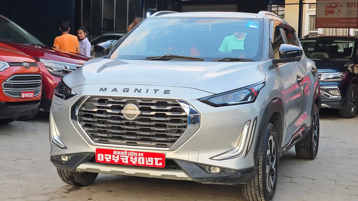 Nissan Magnite XV Premium