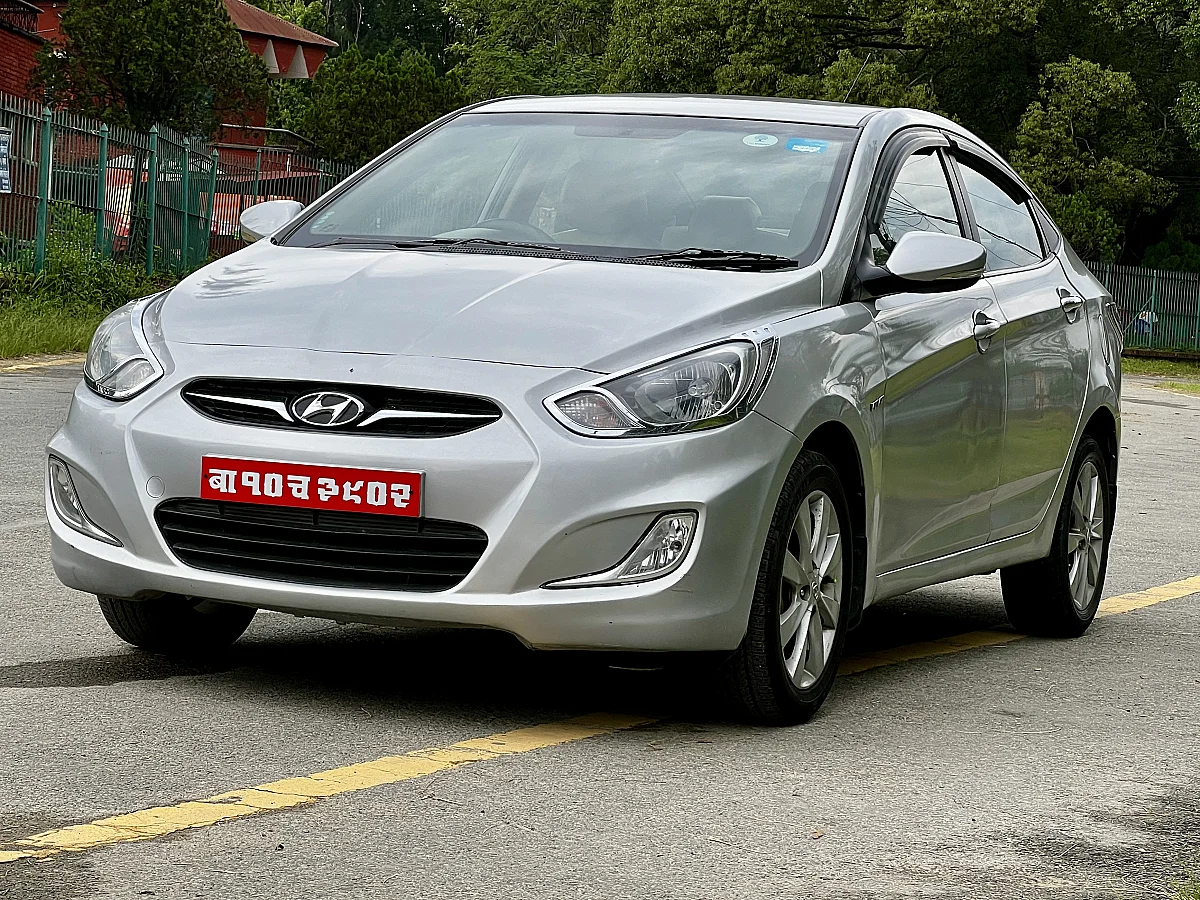 Hyundai Verna SX