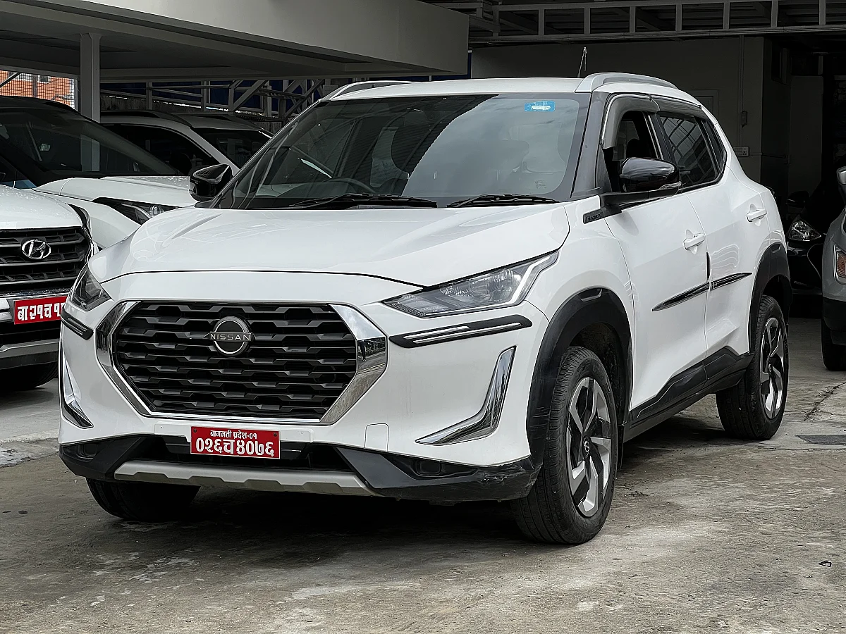 Nissan Magnite XV