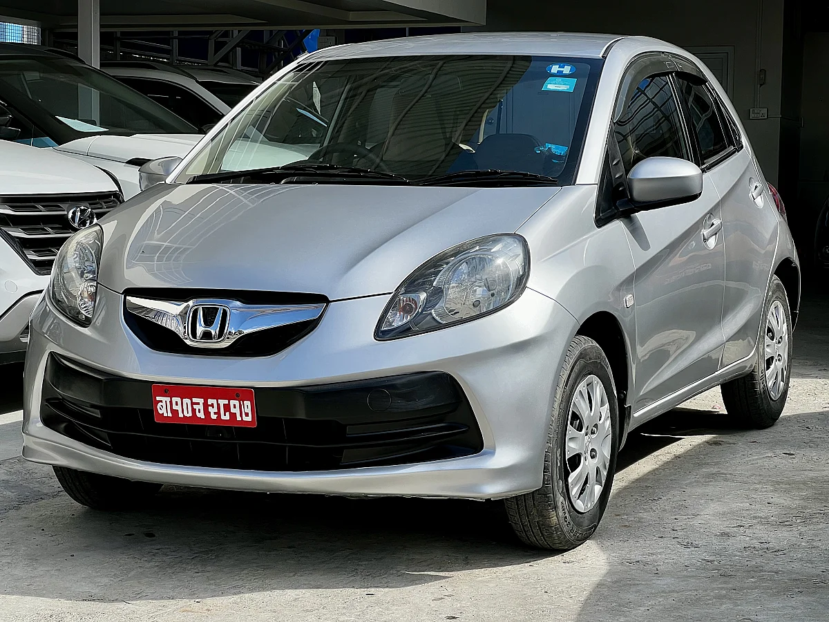 Honda Brio s
