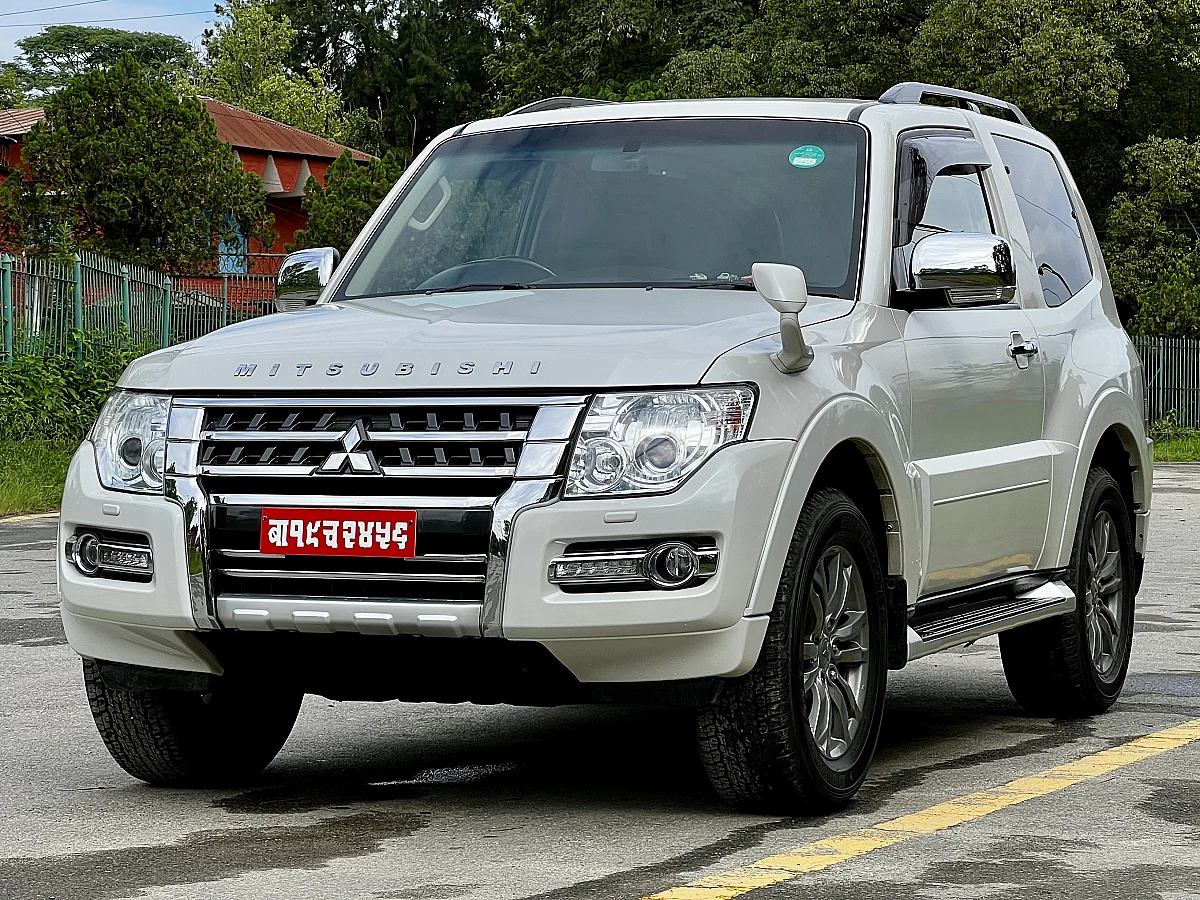 Mitsubishi Pajero 3 door