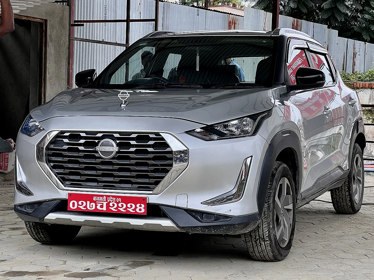 Nissan Magnite XV