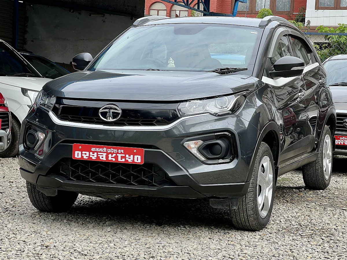 Tata Nexon XM