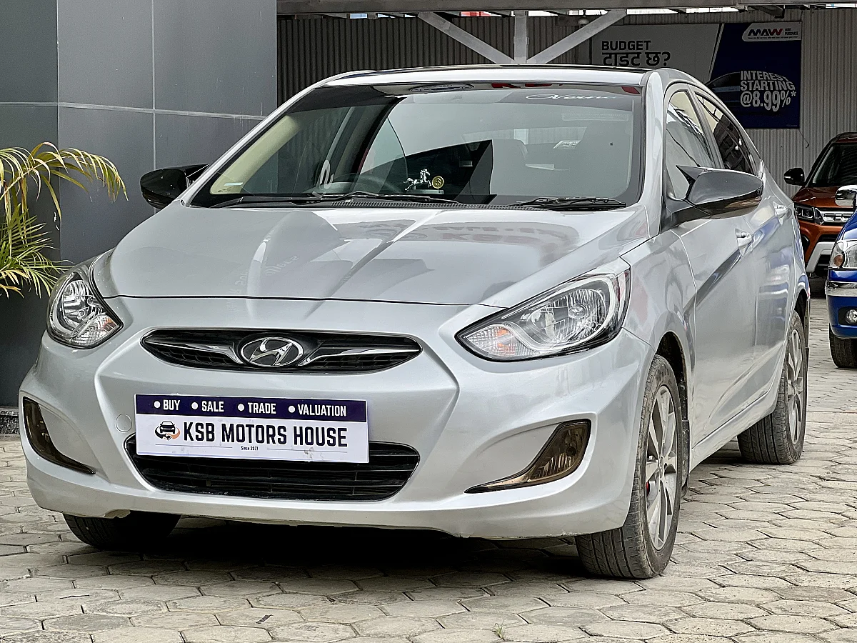 Hyundai Verna SX