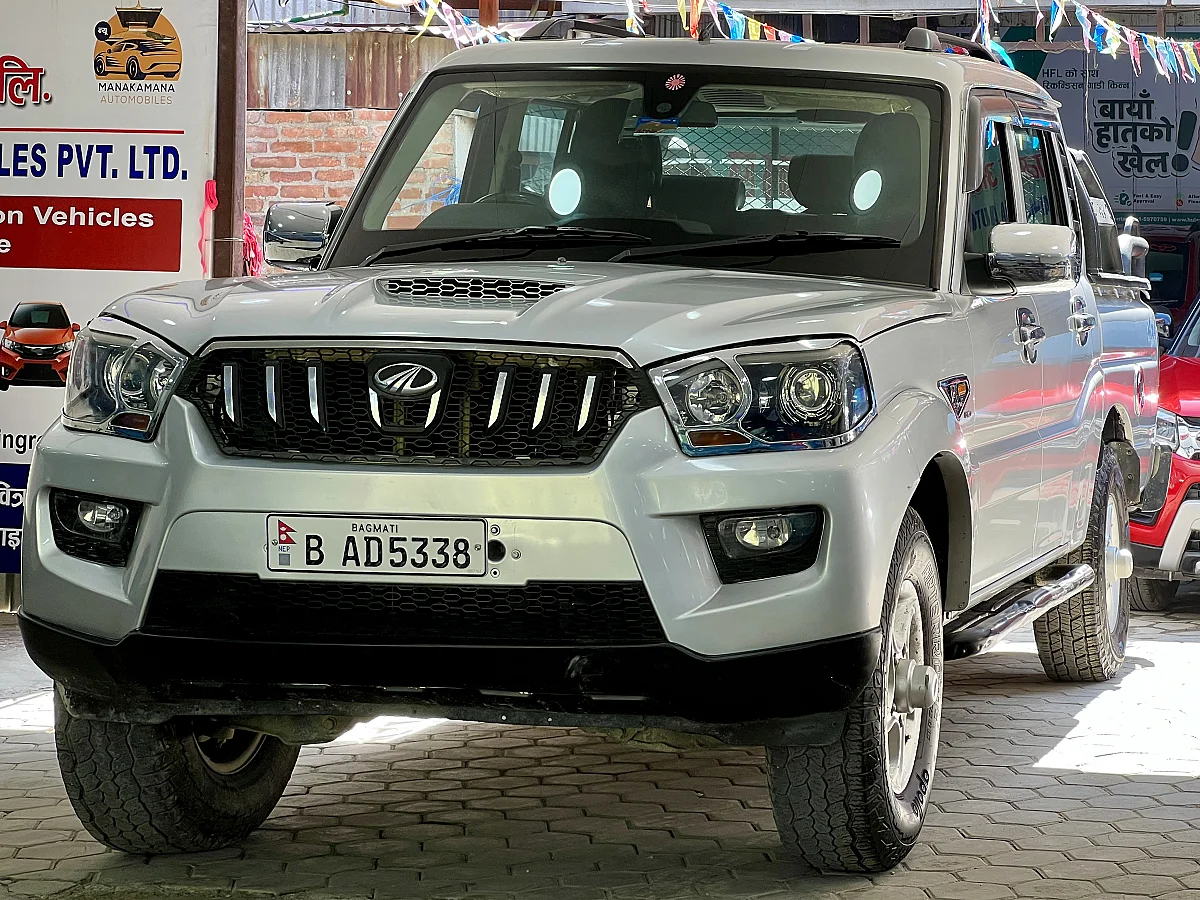 Mahindra Scorpio s10