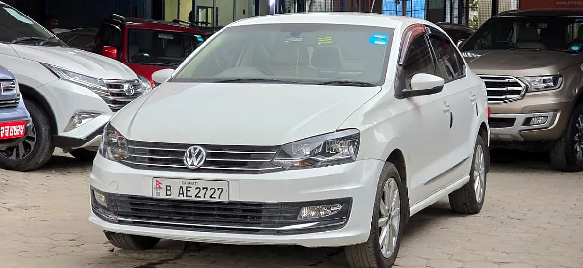 Volkswagen Vento 1.6 Highline