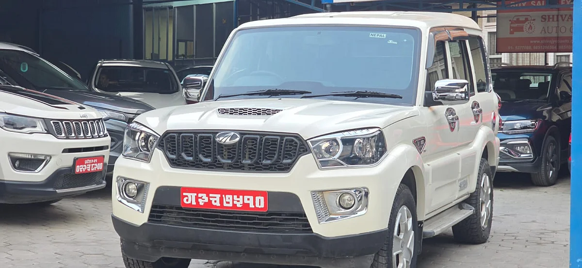 Mahindra Scorpio S5